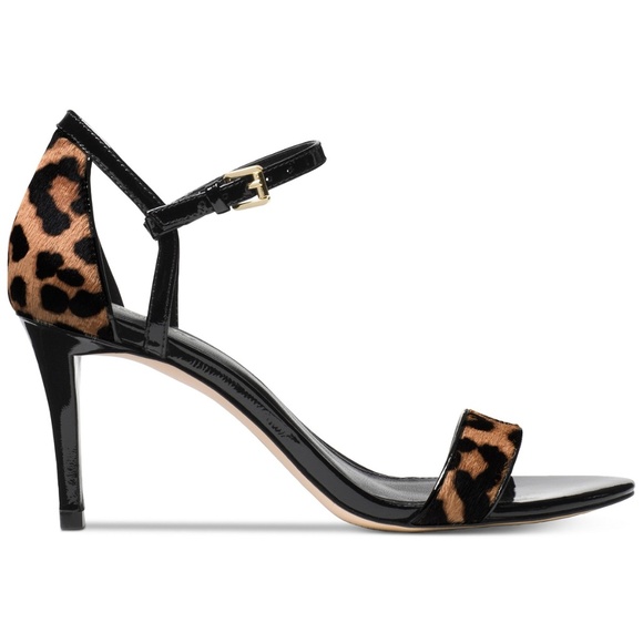 MICHAEL Michael Kors Simone Heels - Picture 2 of 6